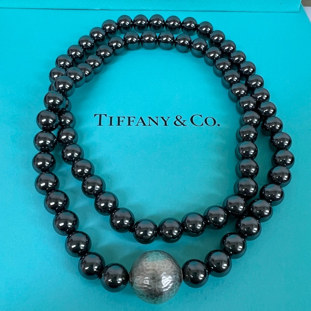 🔴Authentic LIKE NEW 🔴TIFFANY & CO Gemstone Hematite Bead Straight Up Necklace
